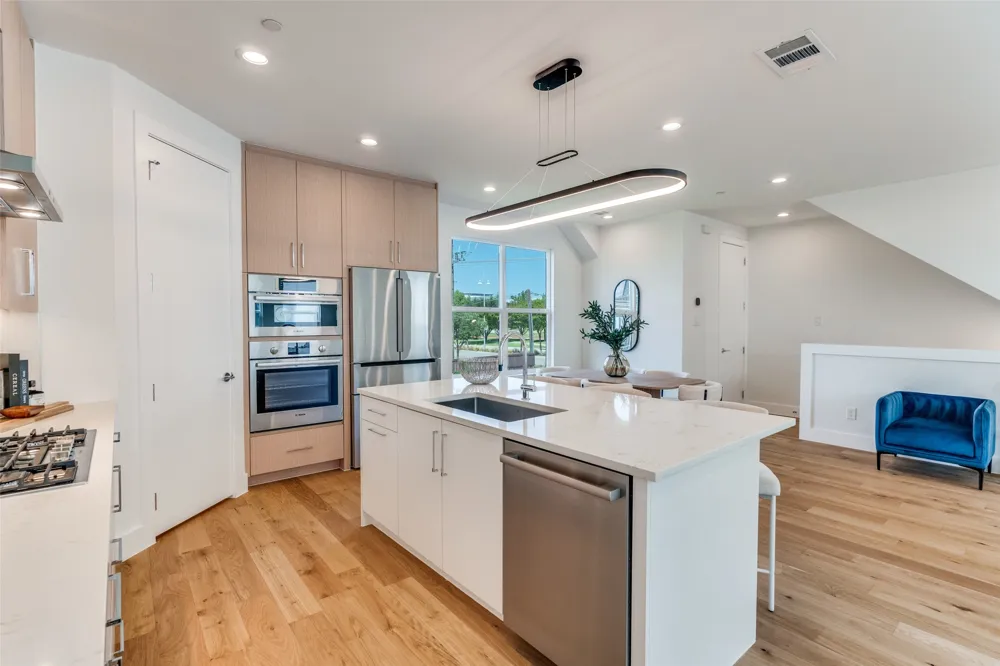 3940 Spring Valley Road #6 Farmers Branch, TX 75001