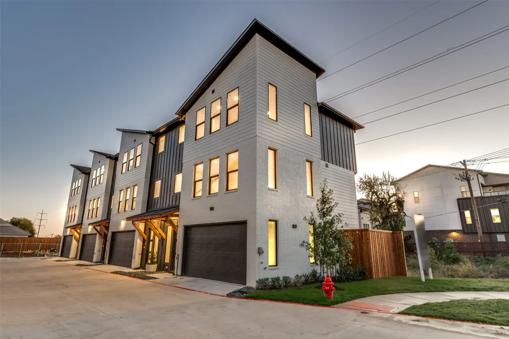3940 Spring Valley Road #6 Farmers Branch, TX 75001