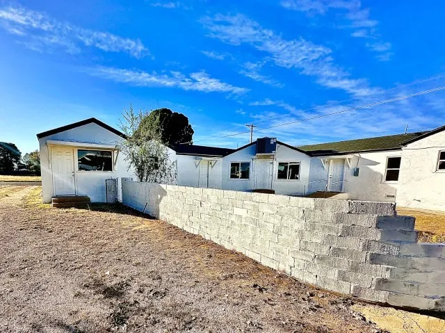 409 SW Ave E E Seminole, TX 79360