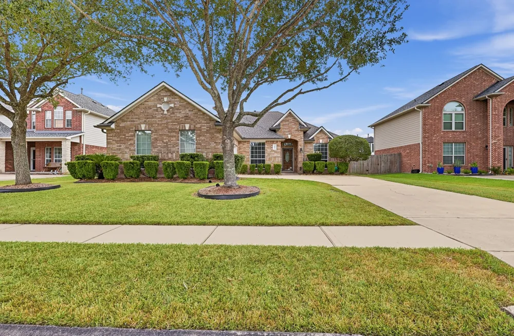 5812 Orchard Trail Drive Pearland, TX 77581