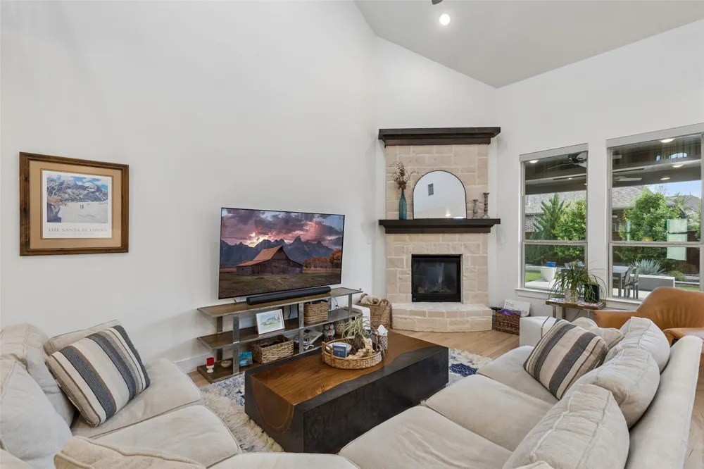 828 Harrington Lane Celina, TX 75009