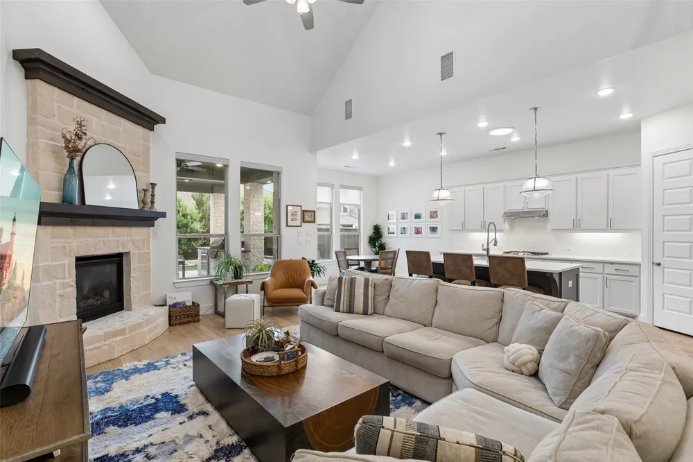 828 Harrington Lane Celina, TX 75009