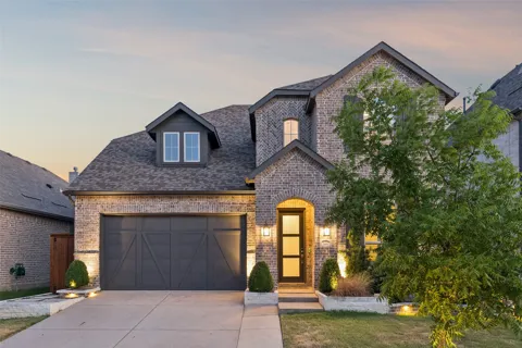828 Harrington Lane