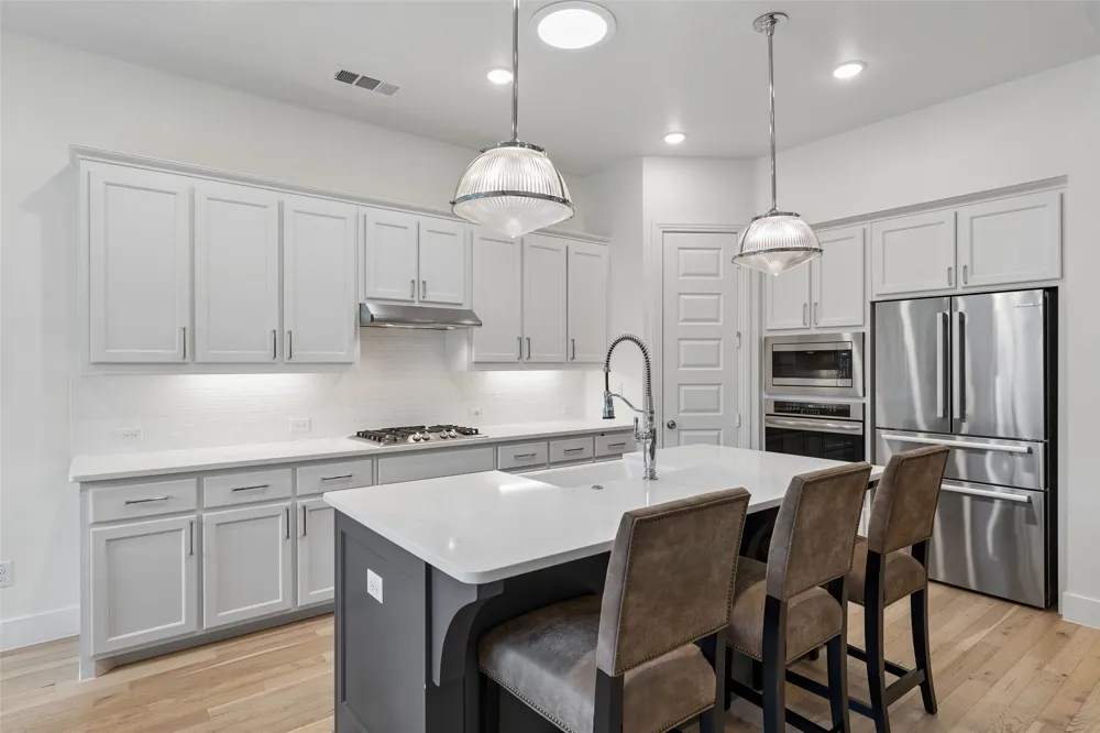 828 Harrington Lane Celina, TX 75009