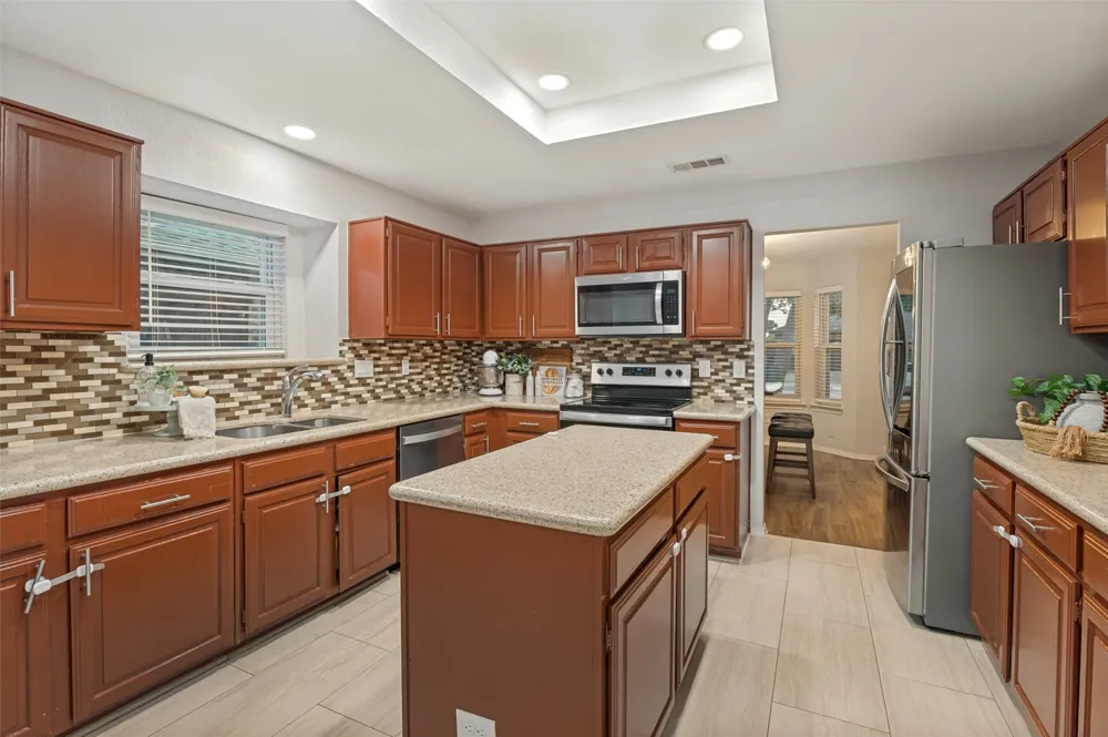 2021 Clearwater Trail Carrollton, TX 75010