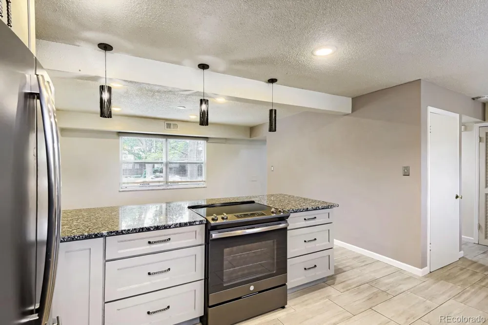 6926 S Ogden Court Littleton, CO 80122