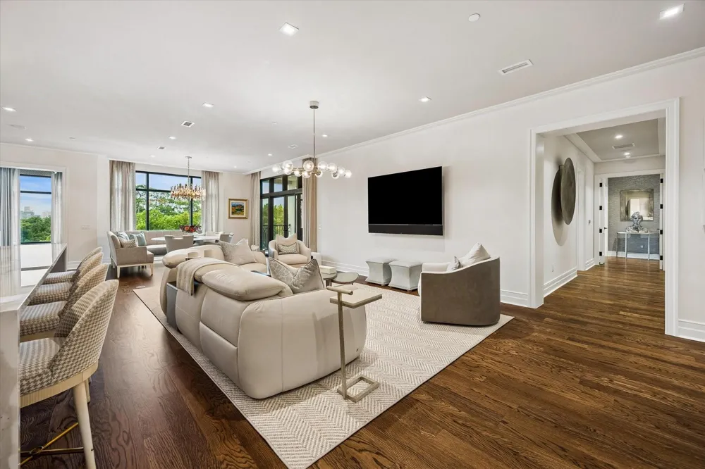 6017 Memorial Drive #507 Houston, TX 77007