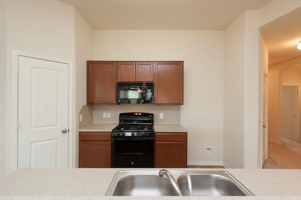 107 Piney Pathway Magnolia, TX 77354