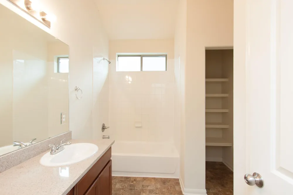 107 Piney Pathway Magnolia, TX 77354
