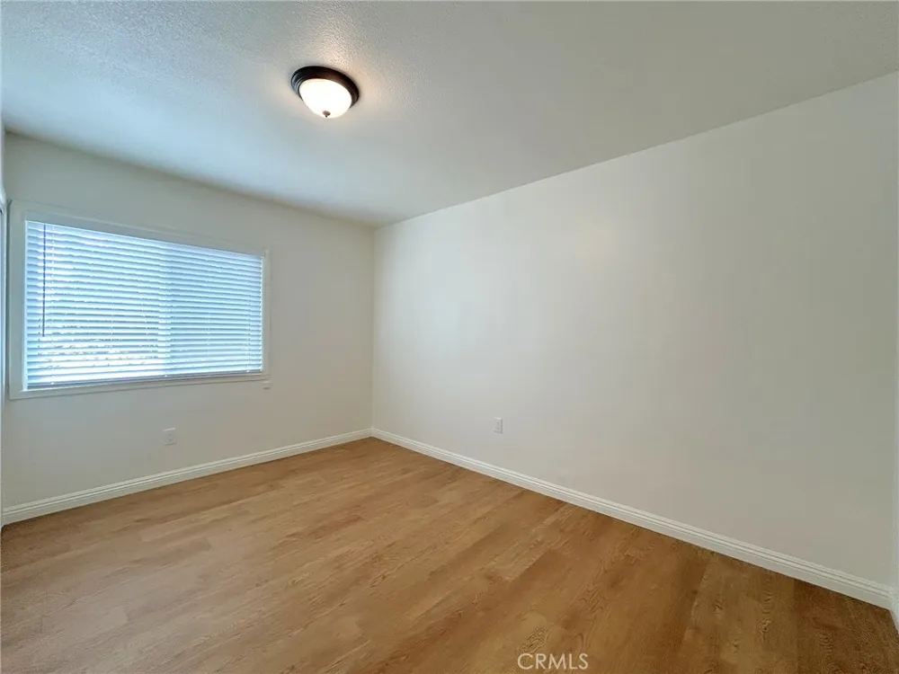 1342 Agate Avenue Mentone, CA 92359