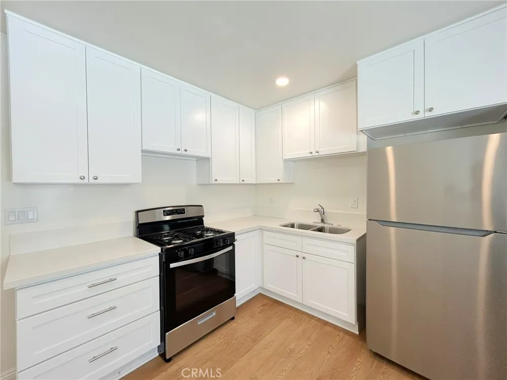 1342 Agate Avenue Mentone, CA 92359