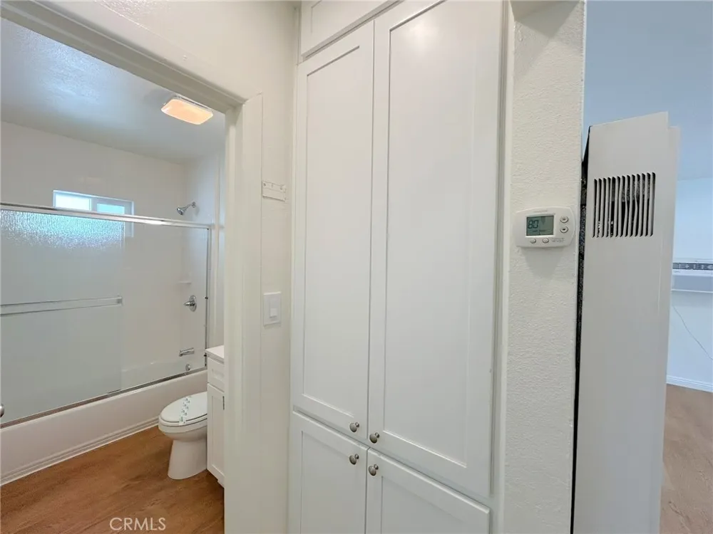 1342 Agate Avenue Mentone, CA 92359