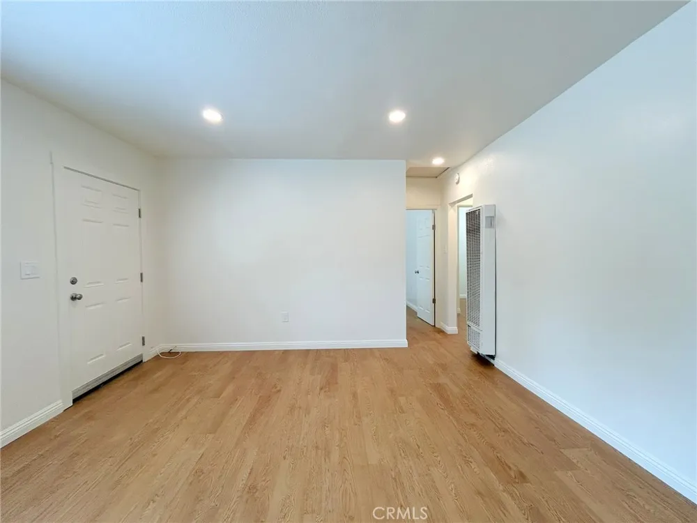 1342 Agate Avenue Mentone, CA 92359