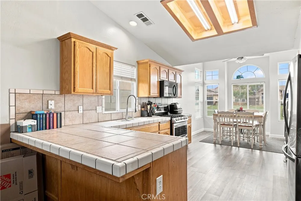 231 Winter Meadow Bakersfield, CA 93308