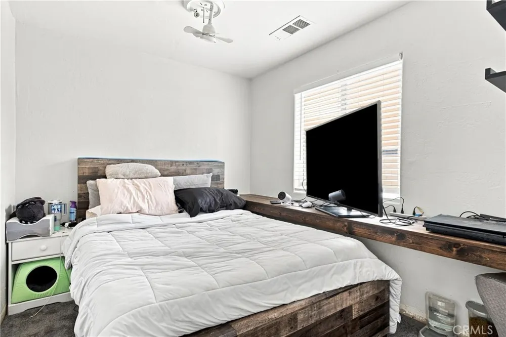 231 Winter Meadow Bakersfield, CA 93308