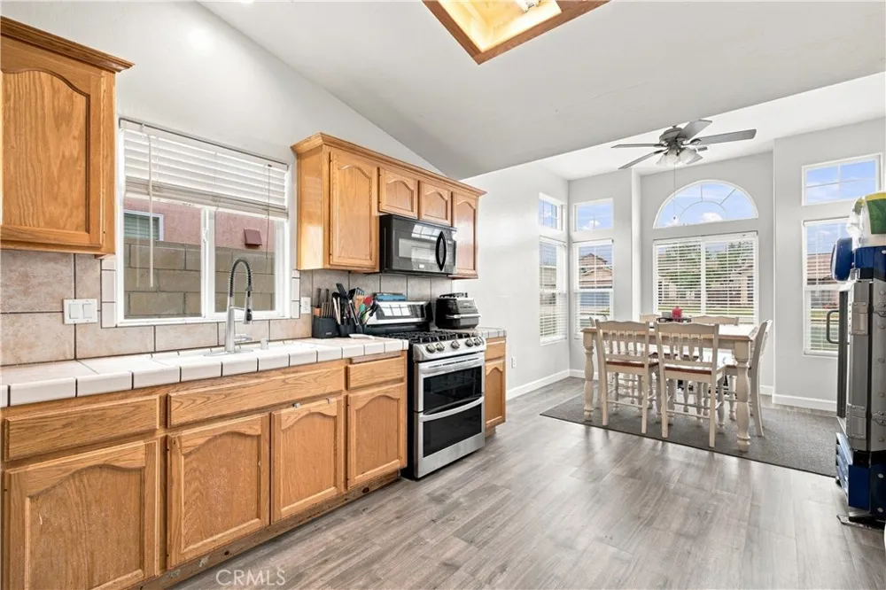 231 Winter Meadow Bakersfield, CA 93308
