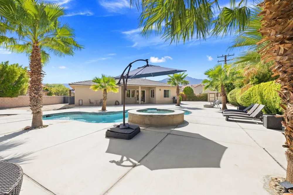 68400 Sandia Court Cathedral City, CA 92234