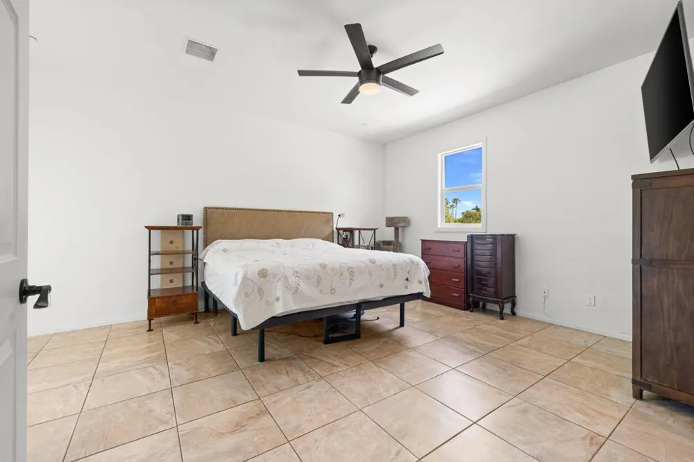 68400 Sandia Court Cathedral City, CA 92234