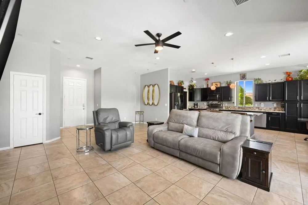68400 Sandia Court Cathedral City, CA 92234
