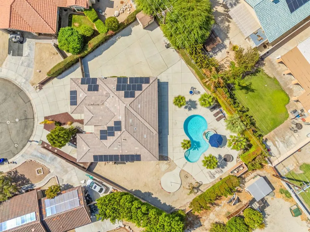 68400 Sandia Court Cathedral City, CA 92234