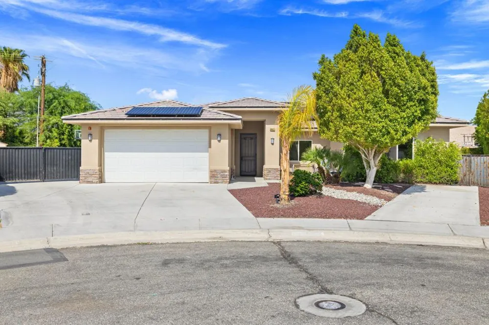 68400 Sandia Court Cathedral City, CA 92234