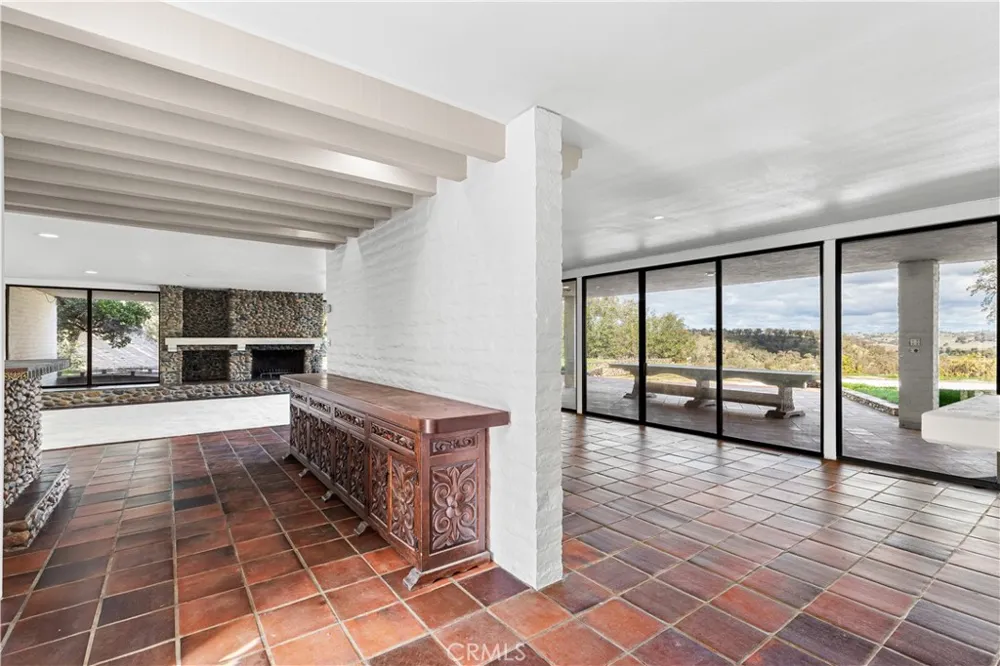 10497 Crystal Wallace, CA 95254
