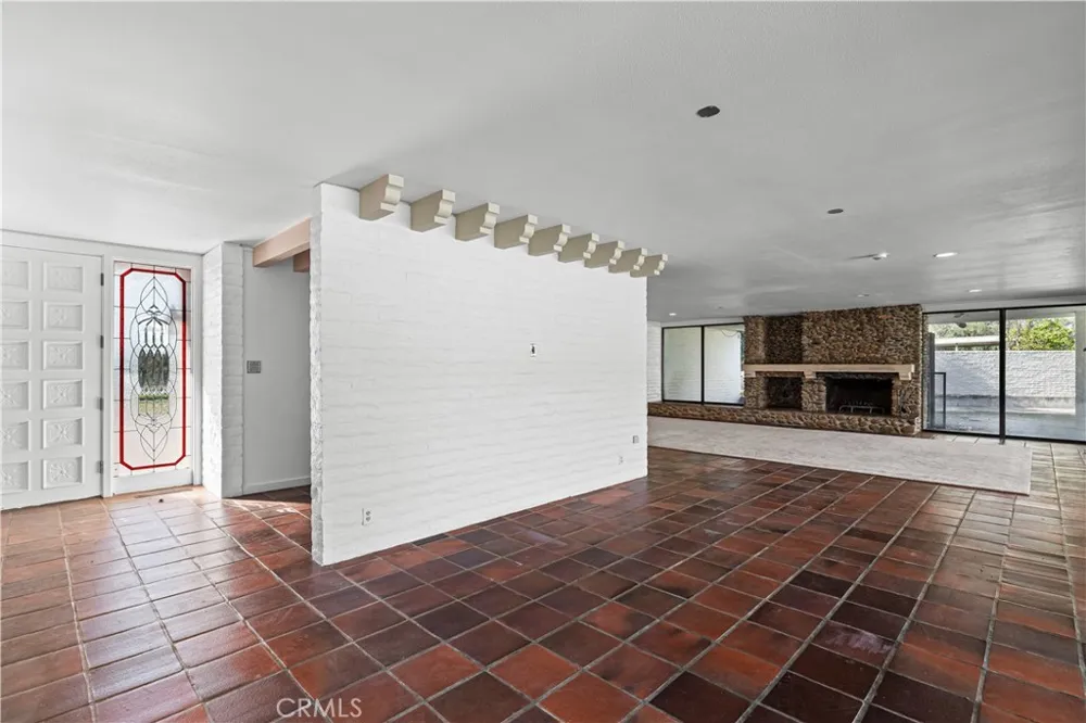 10497 Crystal Wallace, CA 95254