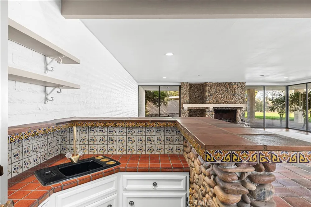 10497 Crystal Wallace, CA 95254