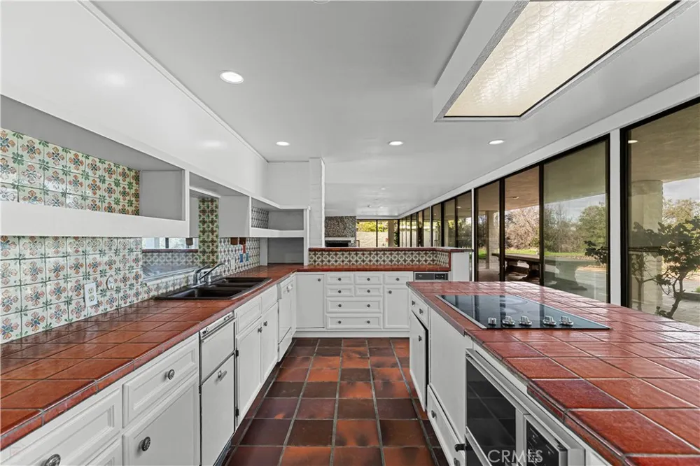 10497 Crystal Wallace, CA 95254