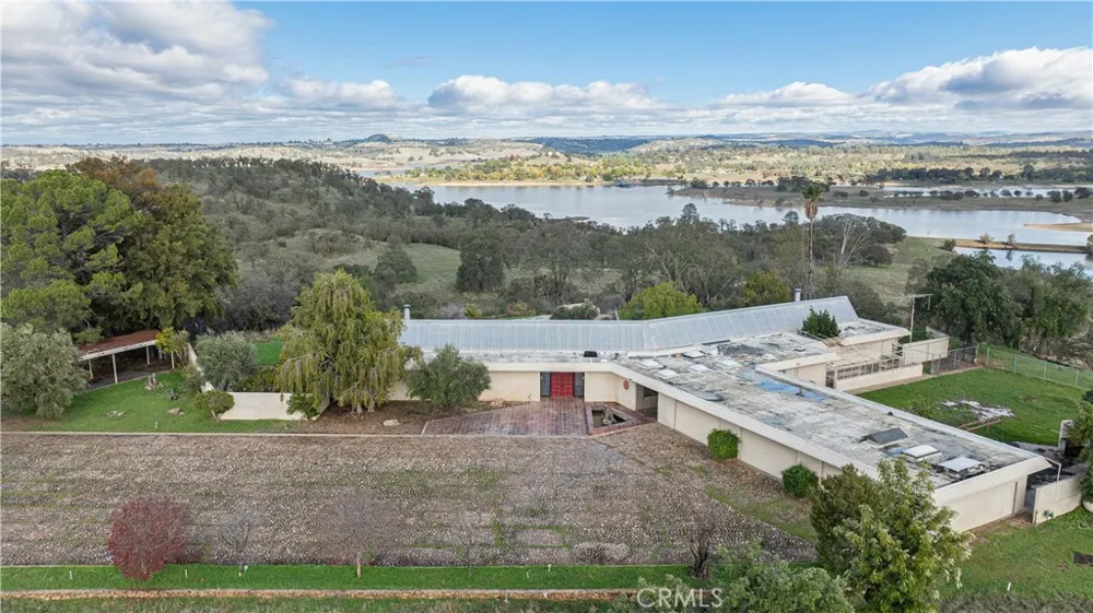 10497 Crystal Wallace, CA 95254