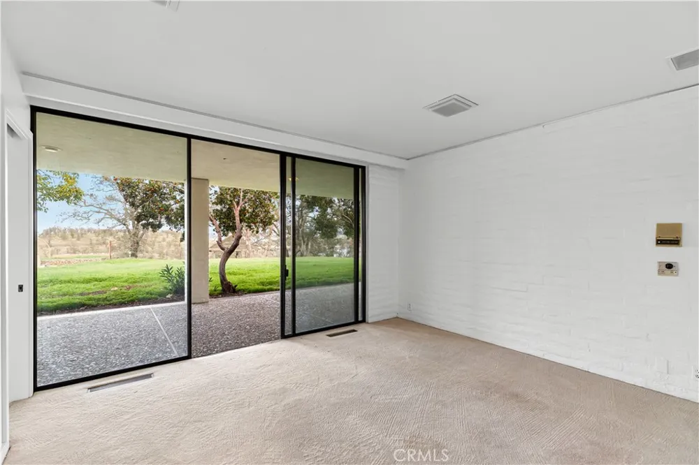 10497 Crystal Wallace, CA 95254