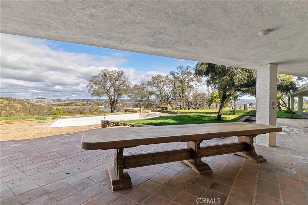 10497 Crystal Wallace, CA 95254
