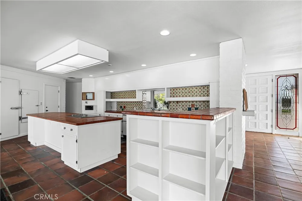 10497 Crystal Wallace, CA 95254
