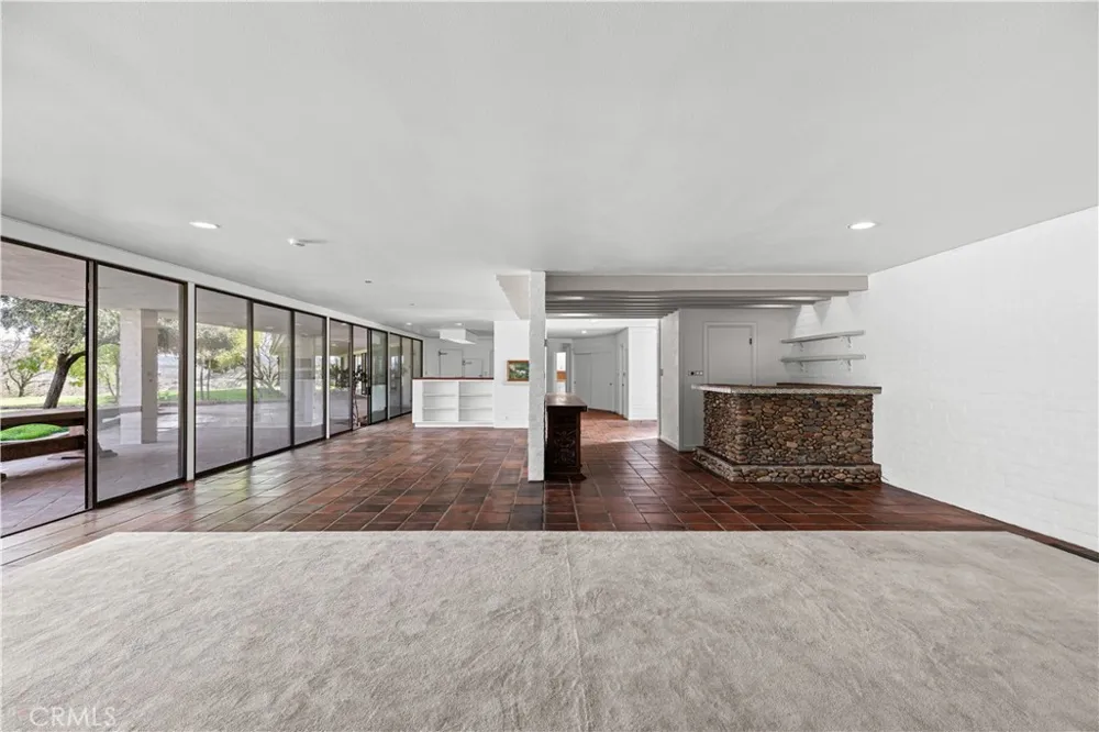 10497 Crystal Wallace, CA 95254