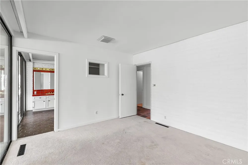 10497 Crystal Wallace, CA 95254