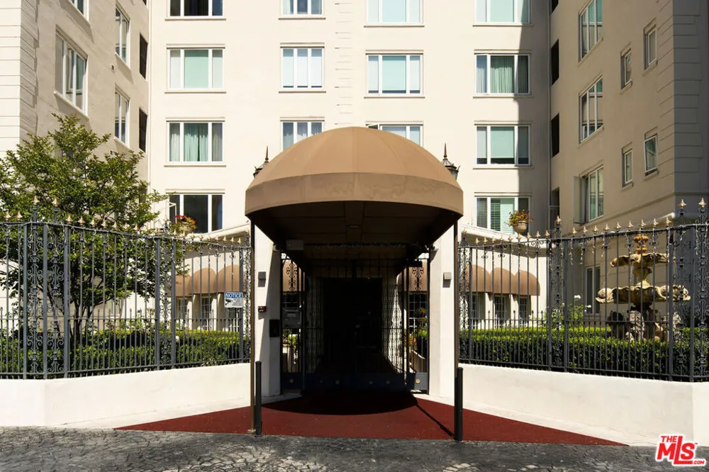 1424 Crescent Heights Boulevard #60 West Hollywood, CA 90046