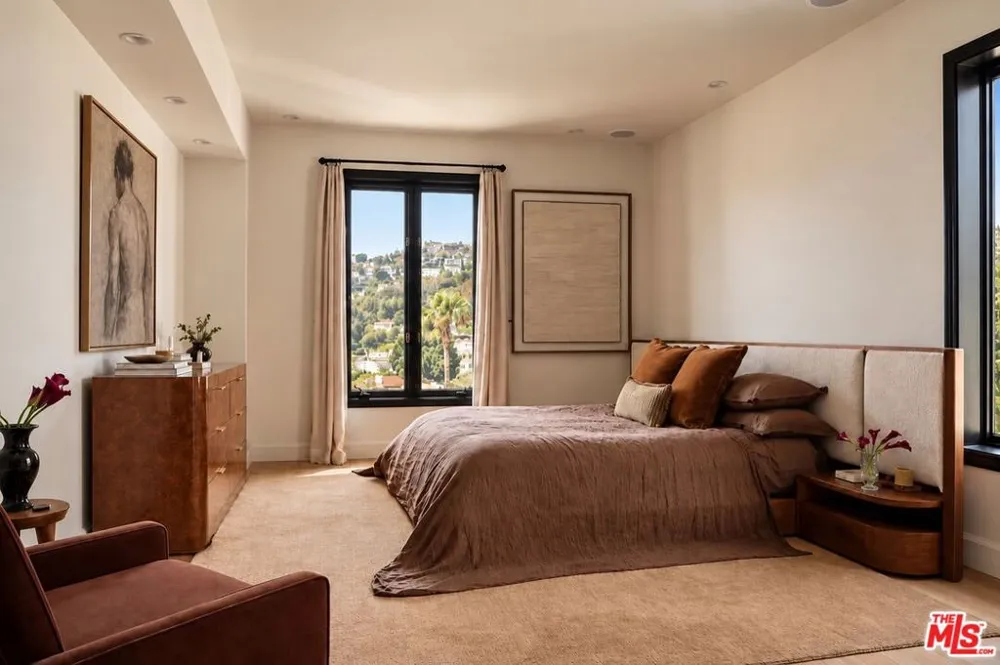 1424 Crescent Heights Boulevard #60 West Hollywood, CA 90046