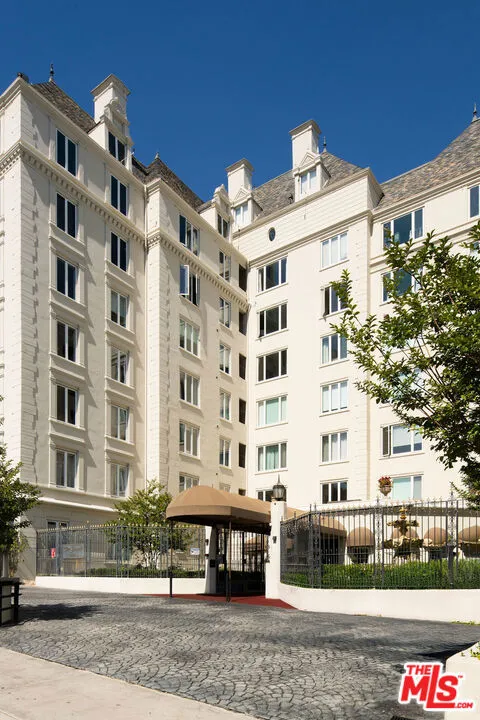 1424 Crescent Heights Boulevard #60 West Hollywood, CA 90046