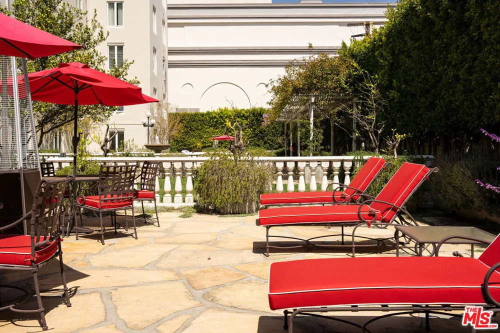 1424 Crescent Heights Boulevard #60 West Hollywood, CA 90046