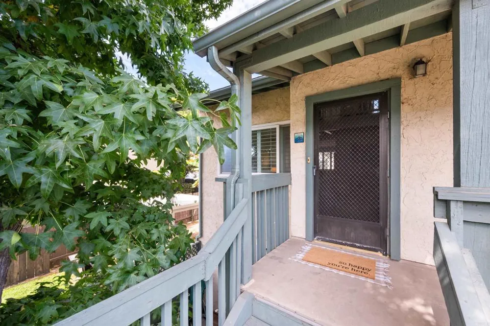 318 Juniper Avenue #10 Carlsbad, CA 92008
