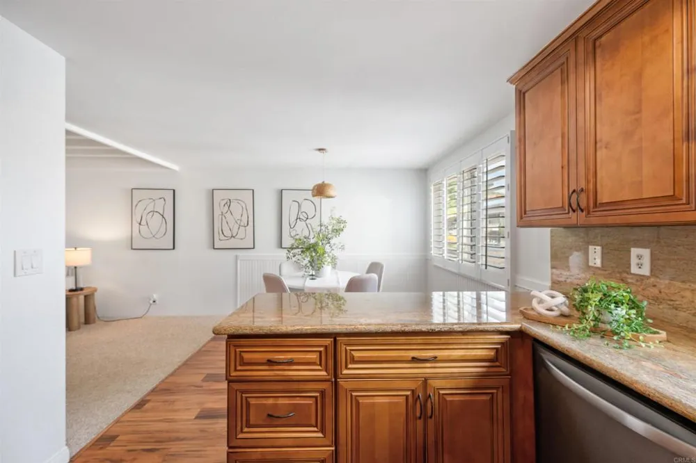 318 Juniper Avenue #10 Carlsbad, CA 92008