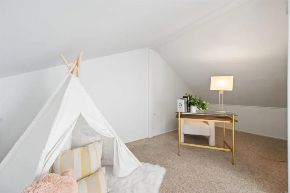 318 Juniper Avenue #10 Carlsbad, CA 92008