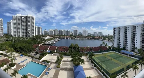 3640 Yacht Club Drive #1807