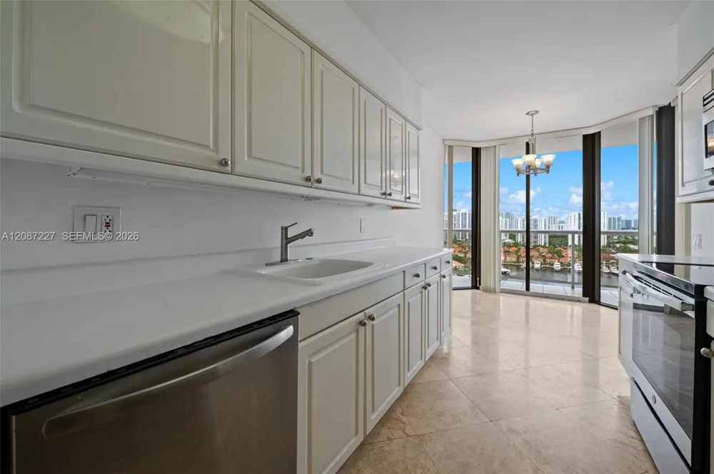 3640 Yacht Club Drive #1807 Aventura, FL 33180