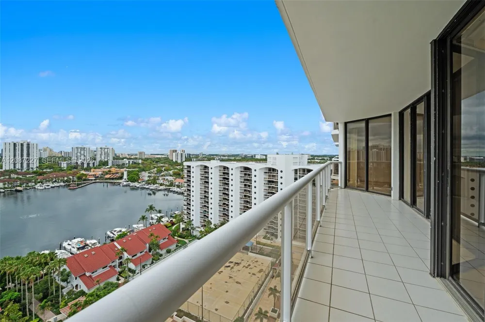 3640 Yacht Club Drive #1807 Aventura, FL 33180