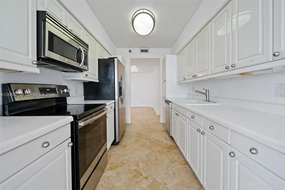 3640 Yacht Club Drive #1807 Aventura, FL 33180