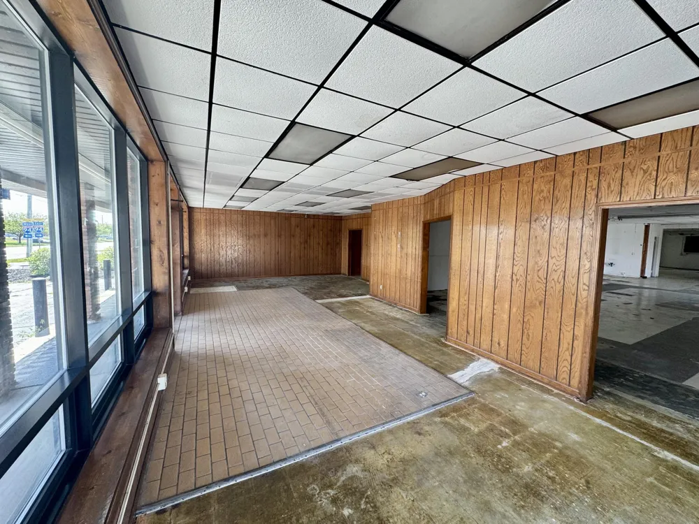 1015 E Napier Avenue Benton Harbor, MI 49022