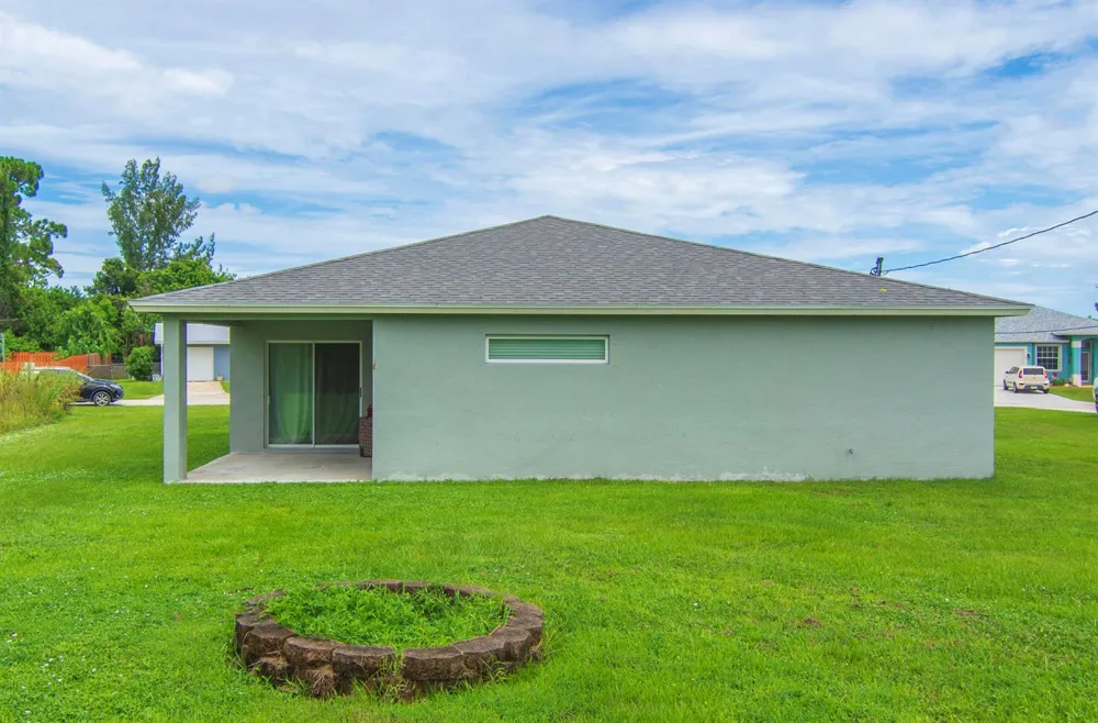 718 NE Perch Lane Port St. Lucie, FL 34983