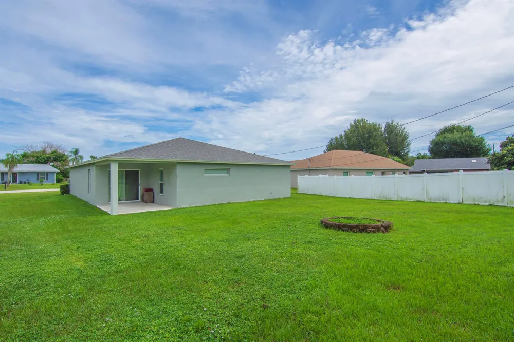 718 NE Perch Lane Port St. Lucie, FL 34983