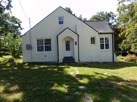 864 Yell Rd